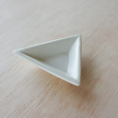 Natural Tiny Triangle Dish
